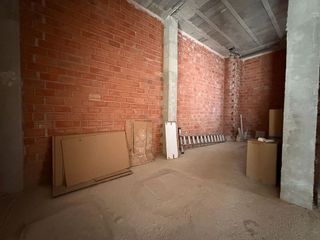 Local comercial en venta en Úbeda