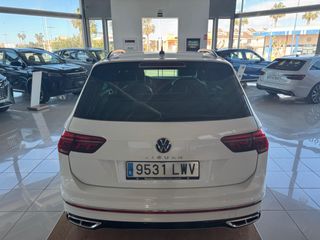 Volkswagen Tiguan 2.0 TDI R-LINE DSG 150