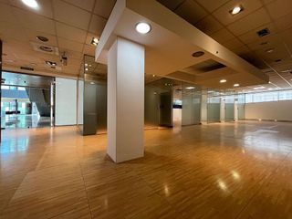 Local comercial en alquiler en Coll Favà - Can Magí en Sant Cugat del Vallès