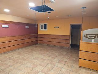 Local comercial en alquiler en Centre - Estació en Sant Cugat del Vallès