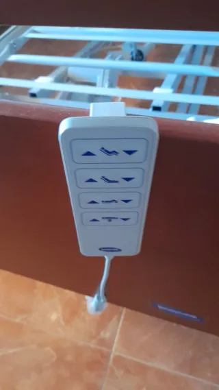 Cama ortopédica articulada poco uso