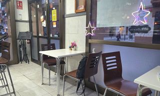 Local comercial en alquiler en Sant Josep en Hospitalet de Llobregat, L´