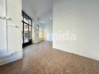 Local comercial en alquiler en Centre en Sabadell