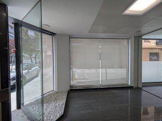 Local comercial en alquiler en Centre en Hospitalet de Llobregat, L´