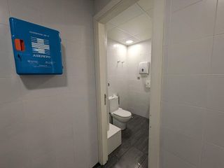 Local comercial en alquiler en Centre en Hospitalet de Llobregat, L´