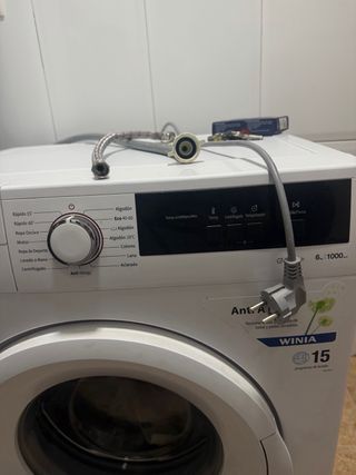 Lavadora WINIA 6kg 1000rpm