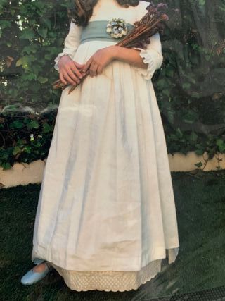 Vestido de Comunión Blanco con fajín azul