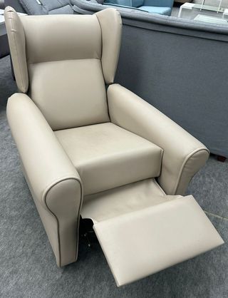 Butaca reclinable polipiel