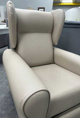 Butaca o sillon reclinable piel sintética
