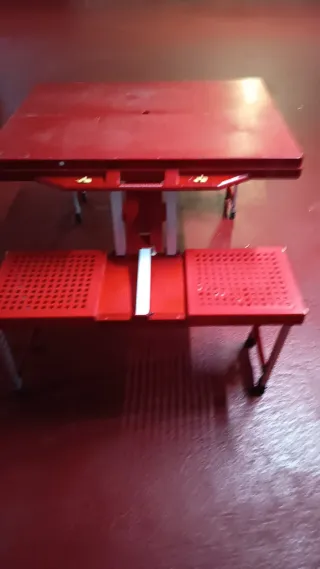 Mesa Camping Plegable con Sillas Maleta