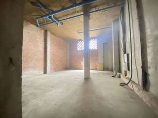 Local comercial en alquiler en Centre en Hospitalet de Llobregat, L´