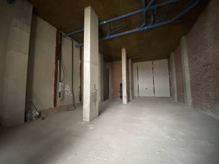 Local comercial en alquiler en Centre en Hospitalet de Llobregat, L´