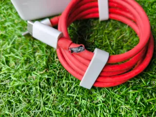 Cargador original OnePlus 9 Pro + cable