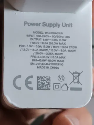 Cargador original OnePlus 9 Pro + cable