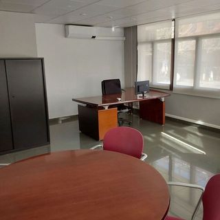 Local comercial en alquiler en Centre - Eixample – Can Llobet – Can Serra en Barbera del Vallès