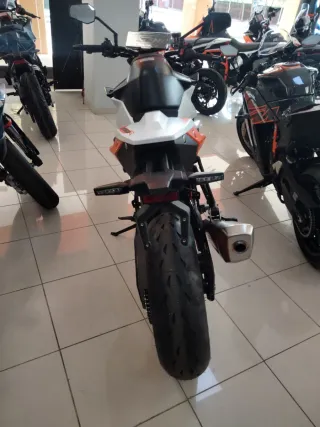 KTM 990 Duke R NAKED