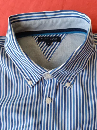 Camisa Tommy Hilfiger Rayas Azul y Blanca talla 16