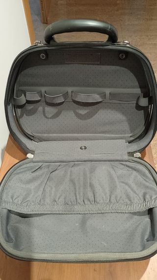 Neceser de viaje negro 38x28x17