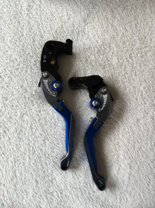 Adjustable CNC Levers for Yamaha R15 Blue/Black