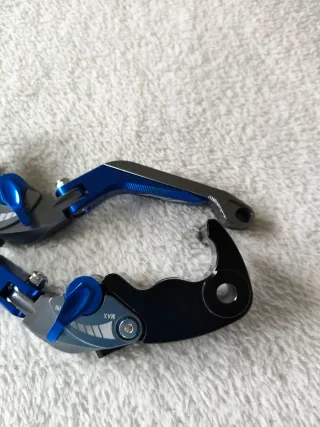 Adjustable CNC Levers for Yamaha R15 Blue/Black