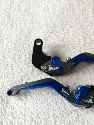 Adjustable CNC Levers for Yamaha R15 Blue/Black