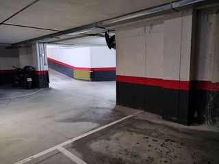 Garaje en venta en Milagrosa en Pamplona
