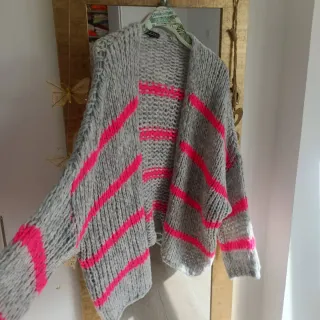 Chaqueta punto gris y fucsia Talla M