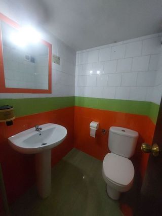 Local comercial en venta en Lucena