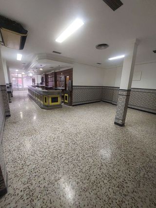 Local comercial en venta en Lucena