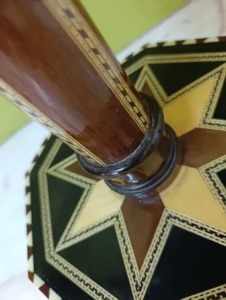 Mesa pedestal taracea