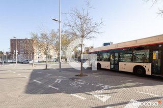Local comercial en venta en Plaça Catalunya en Prat de Llobregat, El
