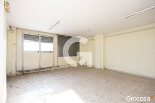 Local comercial en venta en Plaça Catalunya en Prat de Llobregat, El