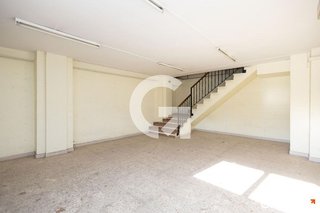 Local comercial en venta en Plaça Catalunya en Prat de Llobregat, El