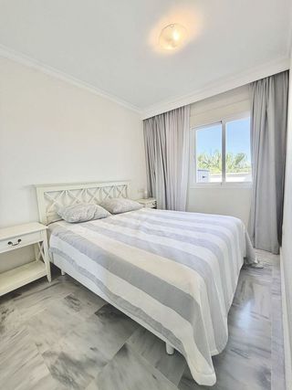 Ático en alquiler en Puerto Banús en Marbella