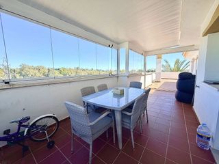 Ático en alquiler en Puerto Banús en Marbella