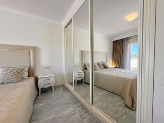 Ático en alquiler en Puerto Banús en Marbella