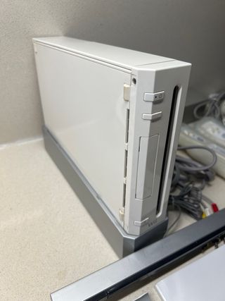 Nintendo Wii + Wii Sports