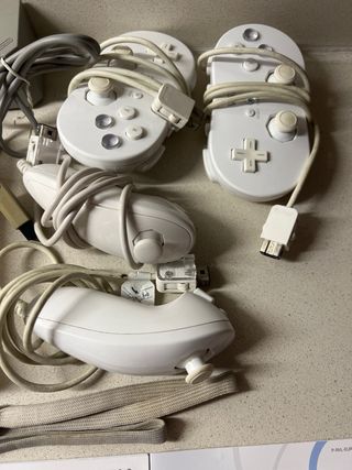 Nintendo Wii + Wii Sports