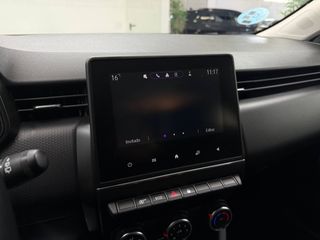 RENAULT Clio Blue dCi Business desde 205€/mes*