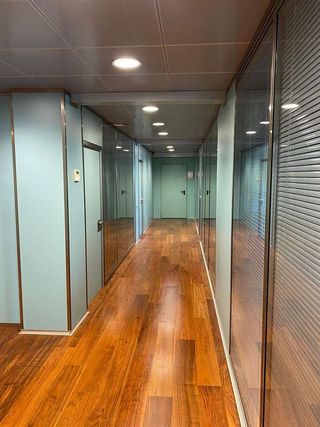 Nave industrial en alquiler en Almeda - El Corte Inglés en Cornellà de Llobregat