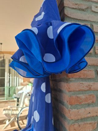 Traje Flamenca Lunares Azul y Blanco