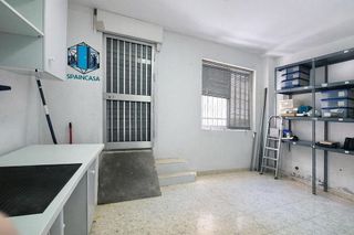 Local comercial en venta en San Antonio en Huelva