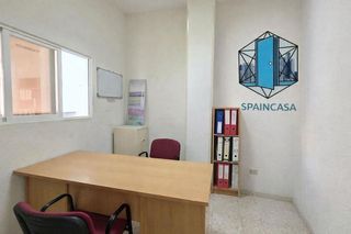 Local comercial en venta en San Antonio en Huelva