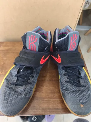 Nike Kyrie Zapatillas Baloncesto Talla 48.5