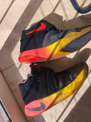 Nike Kyrie Zapatillas Baloncesto Talla 48.5