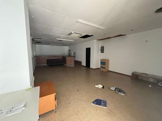 Local comercial en alquiler en Sant Josep en Hospitalet de Llobregat, L´