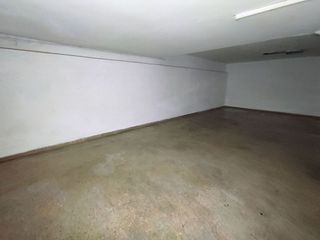 Local comercial en alquiler en Sant Josep en Hospitalet de Llobregat, L´