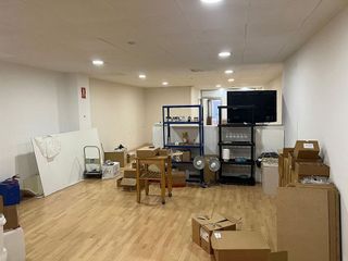 Local comercial en alquiler en Centre en Hospitalet de Llobregat, L´