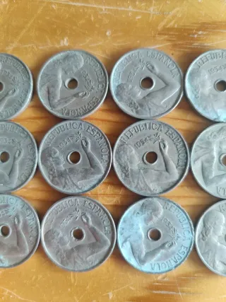 15 Monedas año 1934 República Española