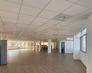 Oficina en alquiler en Gràcia en Sabadell
